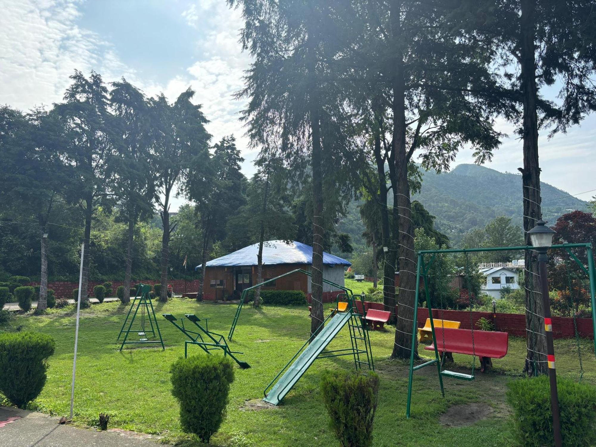 Shikha Resort Ewentbliz Bhīm Tāl Exterior foto