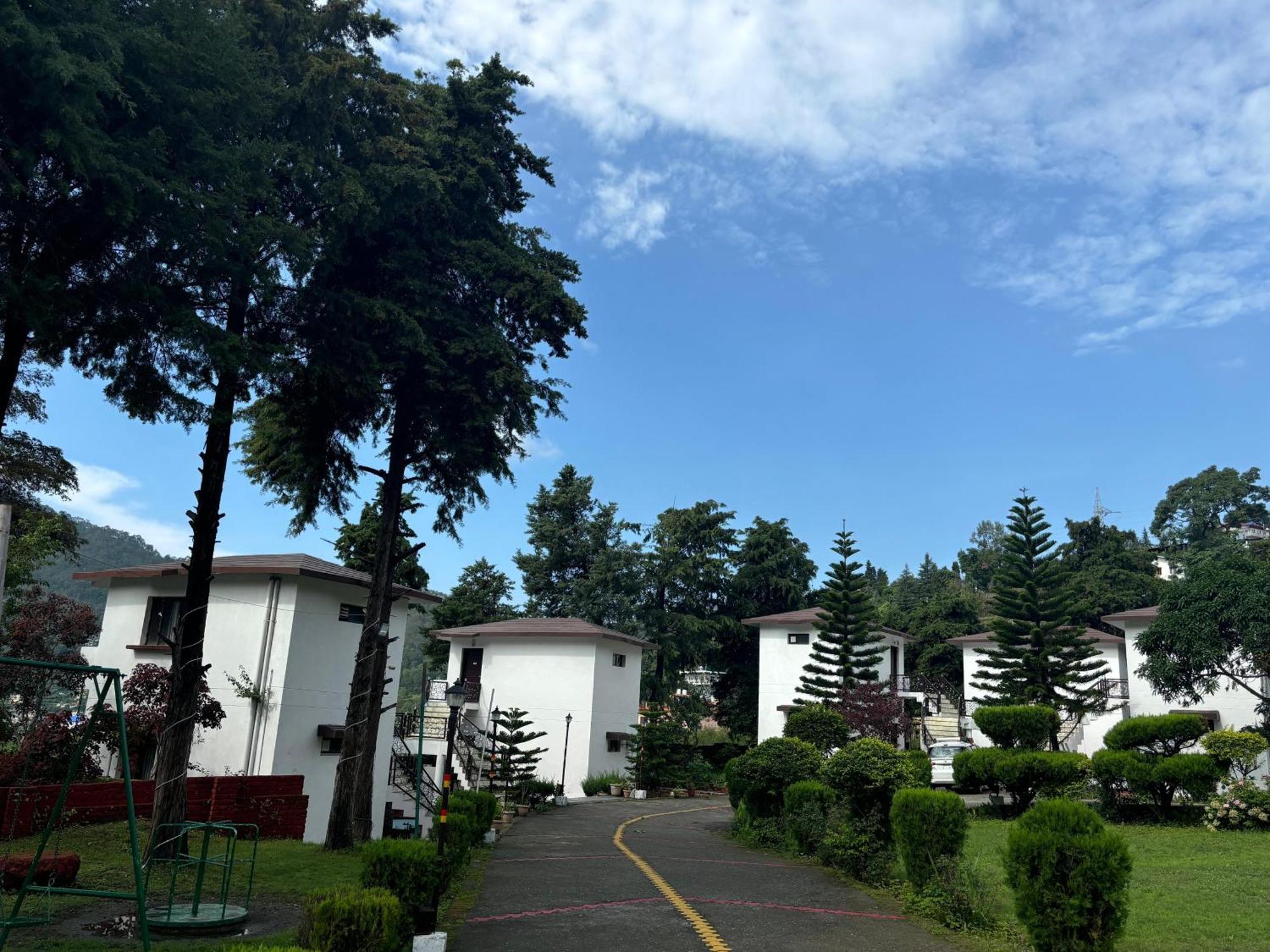 Shikha Resort Ewentbliz Bhīm Tāl Exterior foto