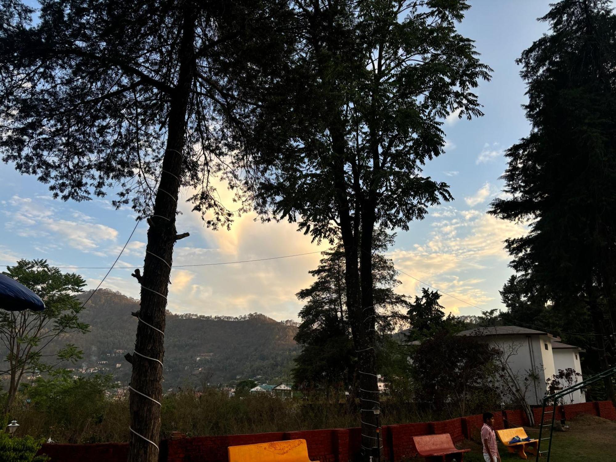 Shikha Resort Ewentbliz Bhīm Tāl Exterior foto