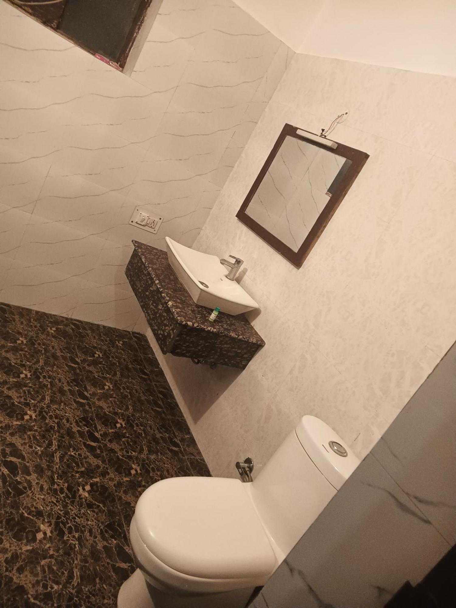 Shikha Resort Ewentbliz Bhīm Tāl Exterior foto